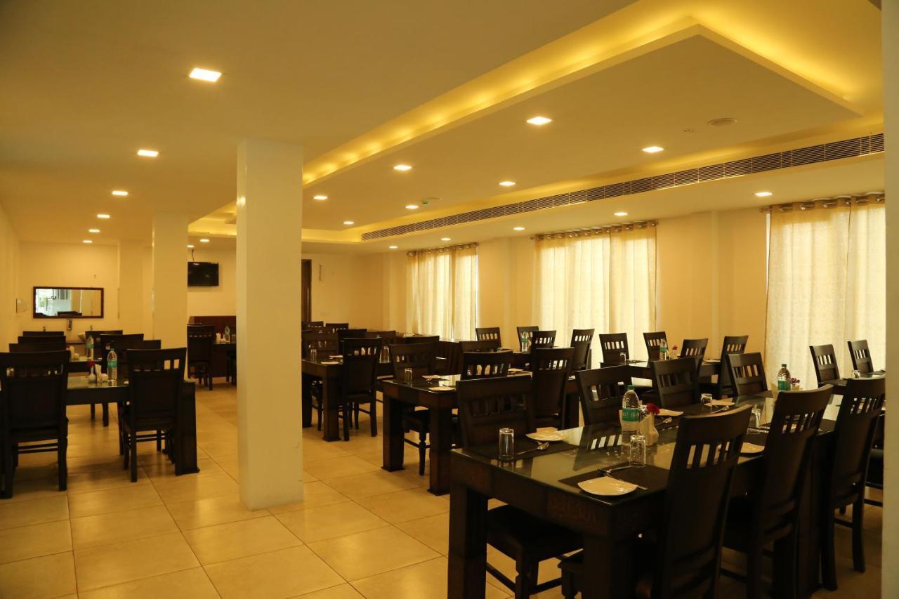 Hotel Queens Inn Velankanni Ngoại thất bức ảnh
