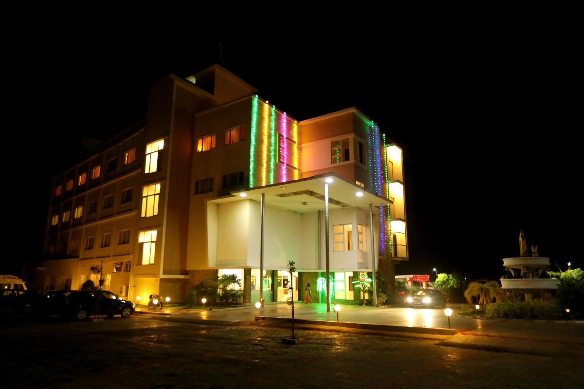 Hotel Queens Inn Velankanni Ngoại thất bức ảnh