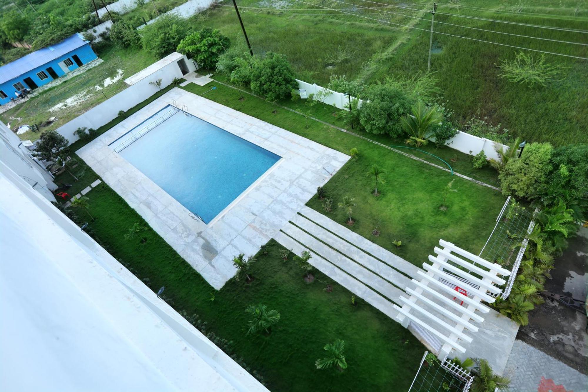 Hotel Queens Inn Velankanni Ngoại thất bức ảnh