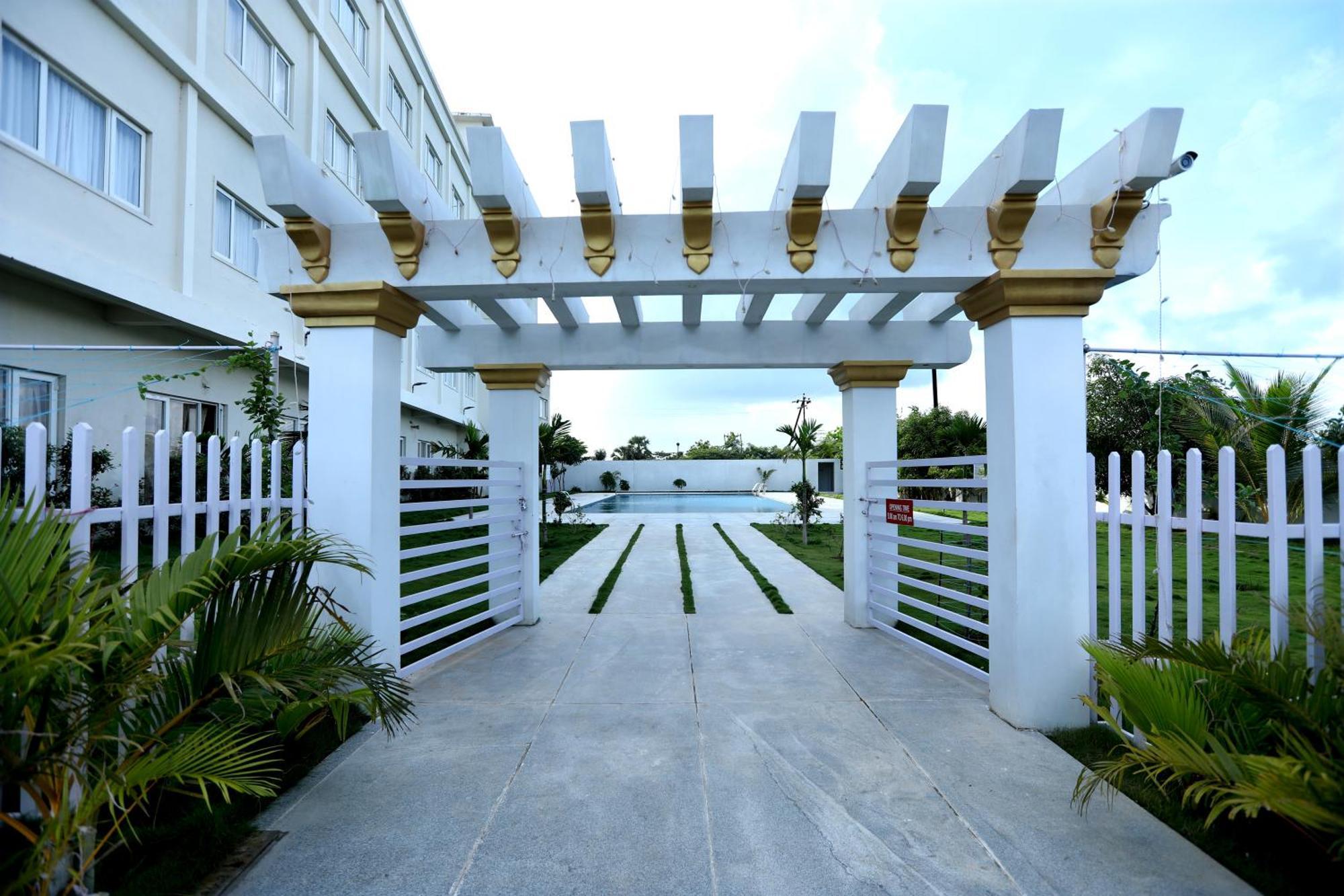Hotel Queens Inn Velankanni Ngoại thất bức ảnh