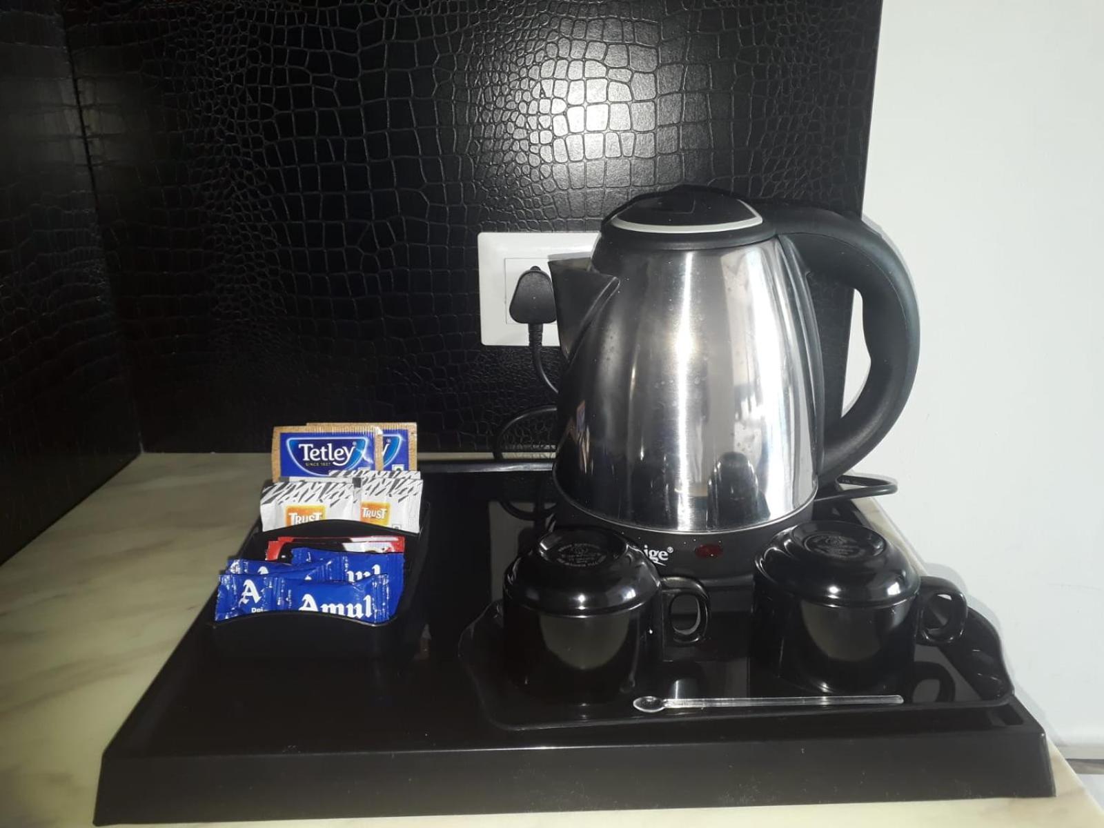 Hotel Queens Inn Velankanni Ngoại thất bức ảnh