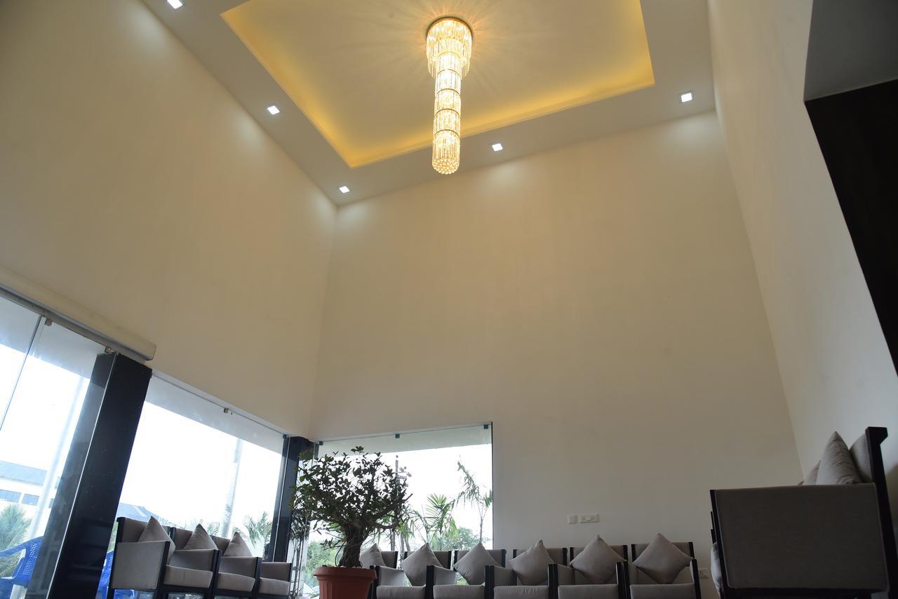 Hotel Queens Inn Velankanni Ngoại thất bức ảnh