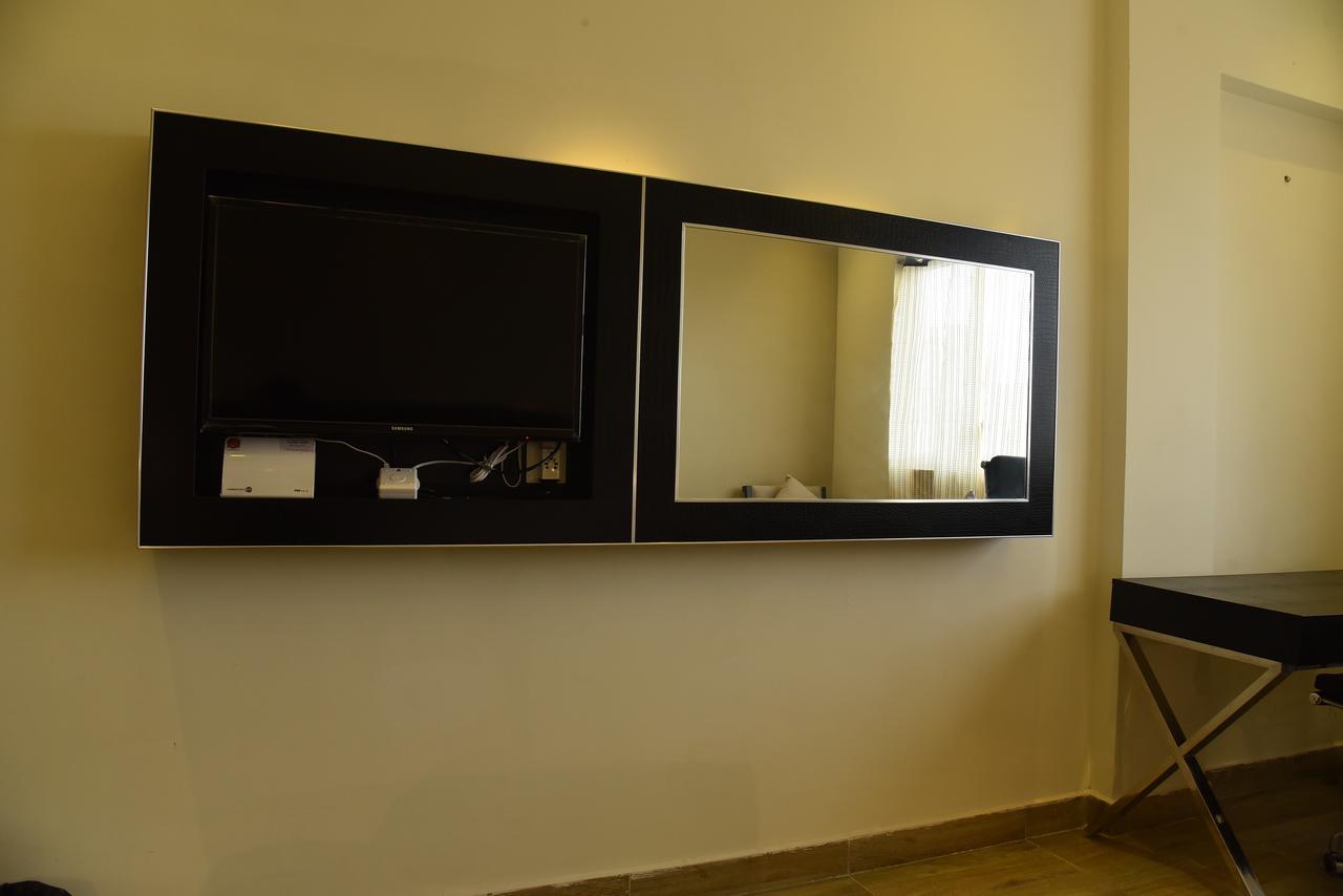 Hotel Queens Inn Velankanni Ngoại thất bức ảnh