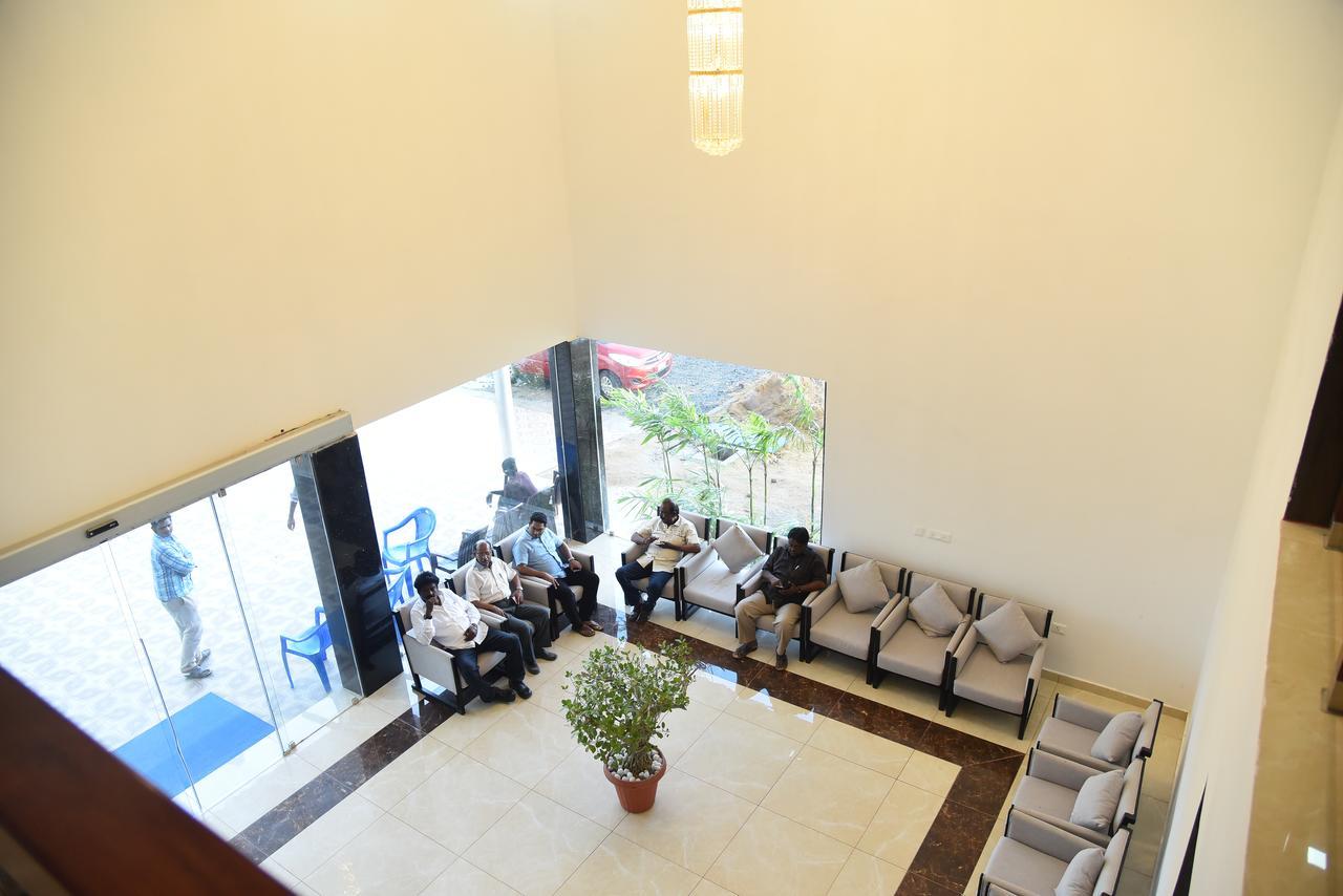Hotel Queens Inn Velankanni Ngoại thất bức ảnh