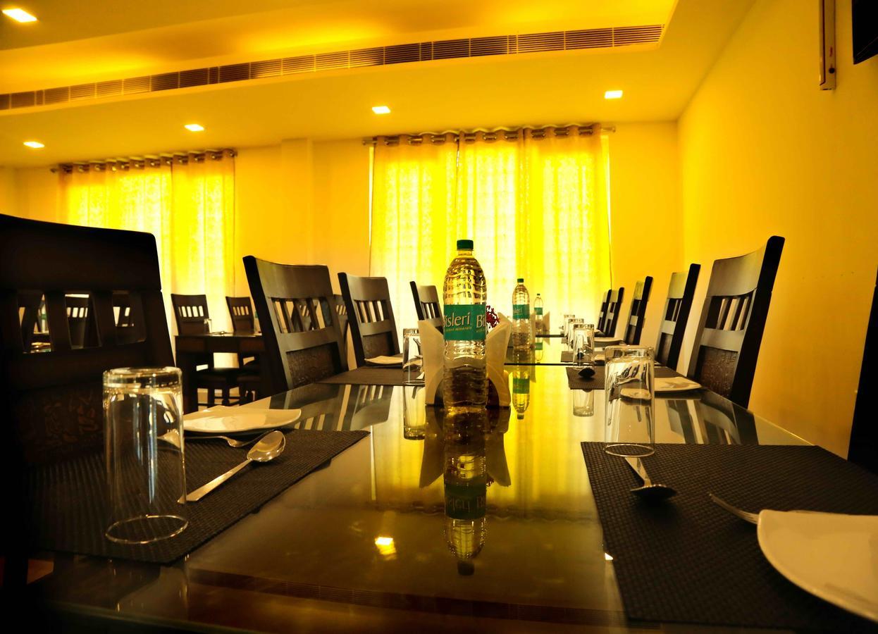 Hotel Queens Inn Velankanni Ngoại thất bức ảnh