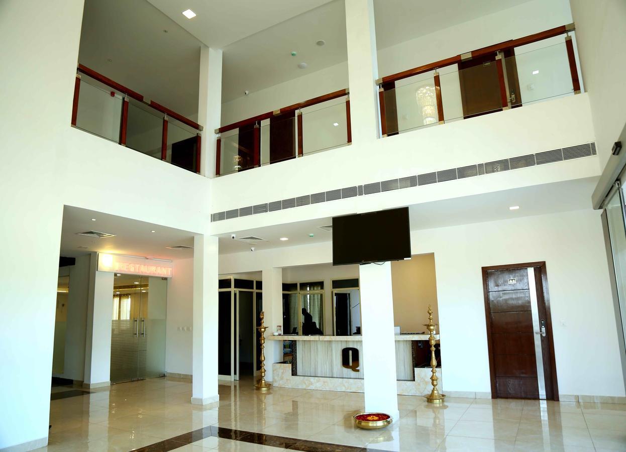 Hotel Queens Inn Velankanni Ngoại thất bức ảnh