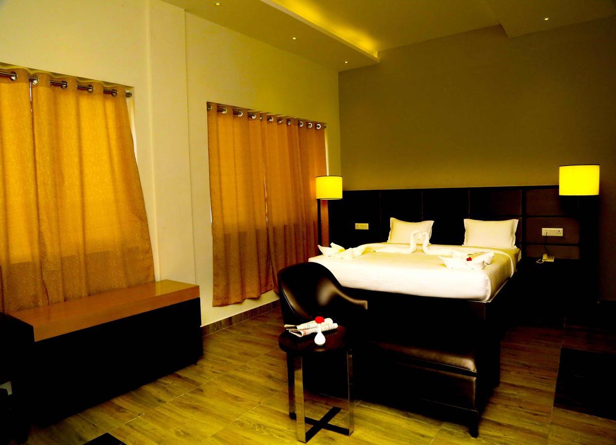 Hotel Queens Inn Velankanni Ngoại thất bức ảnh