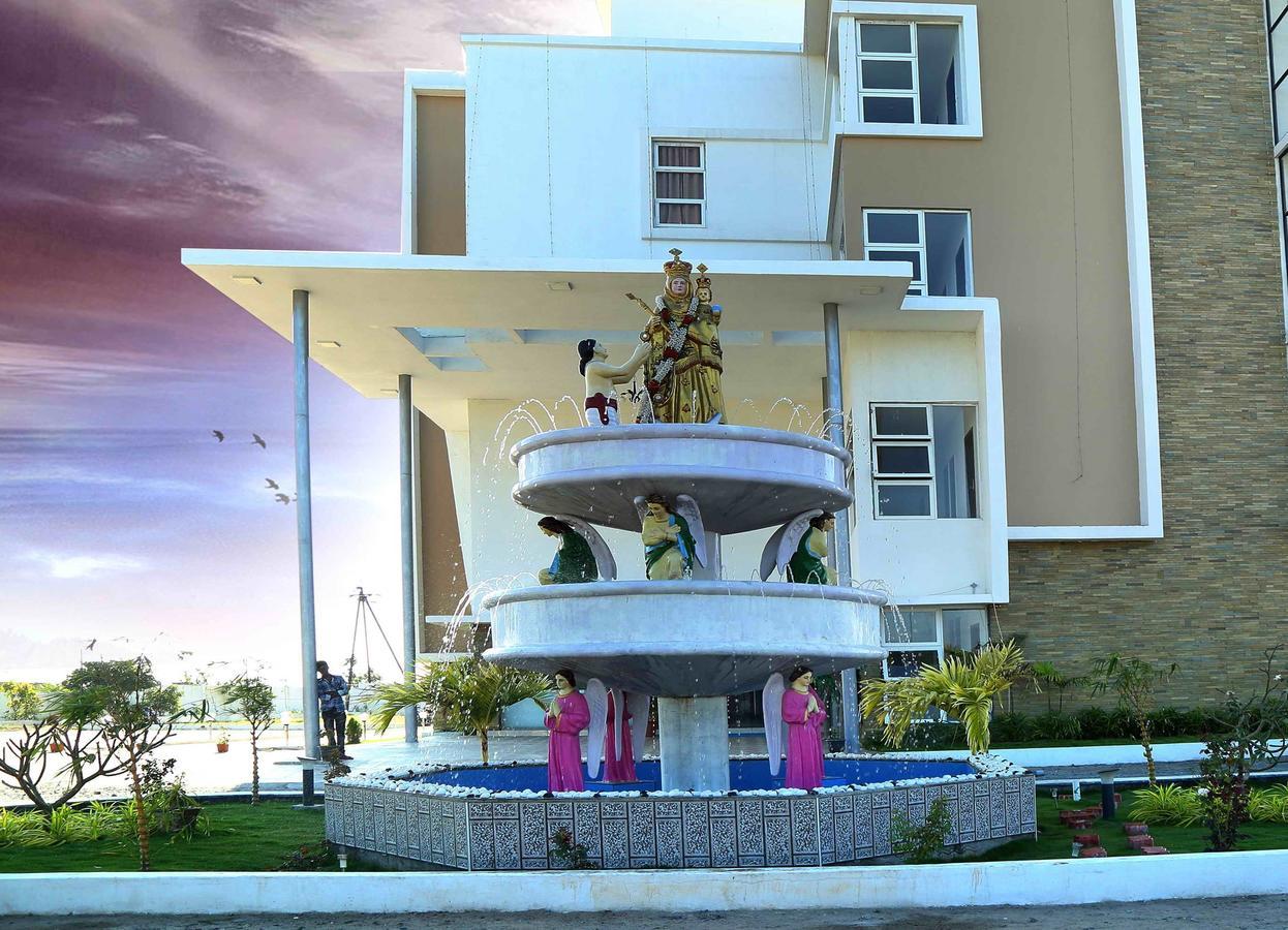 Hotel Queens Inn Velankanni Ngoại thất bức ảnh